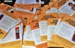 Juego sucio contra Ciudadanos. Buzoneadores habituales de otro partido reparten folletos difamatorios durante la jornada de reflexión Panfletos difamatorios contra candidatos de Ciudadanos