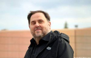 Junqueras sale a diario a dar clase en una universidad que está cerrada y en un curso que empieza después de Semana Santa Junqueras sale a dar clase a un universidad que está cerrada