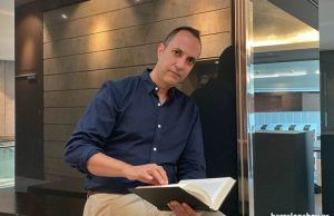 Entrevista al novelista barcelonés Francisco Gil, autor de «Peratallada. Sangre y pasión entre las piedras» Francisco Gil, autor de la novela "Peratallada. Sangre y pasión entre las piedras"