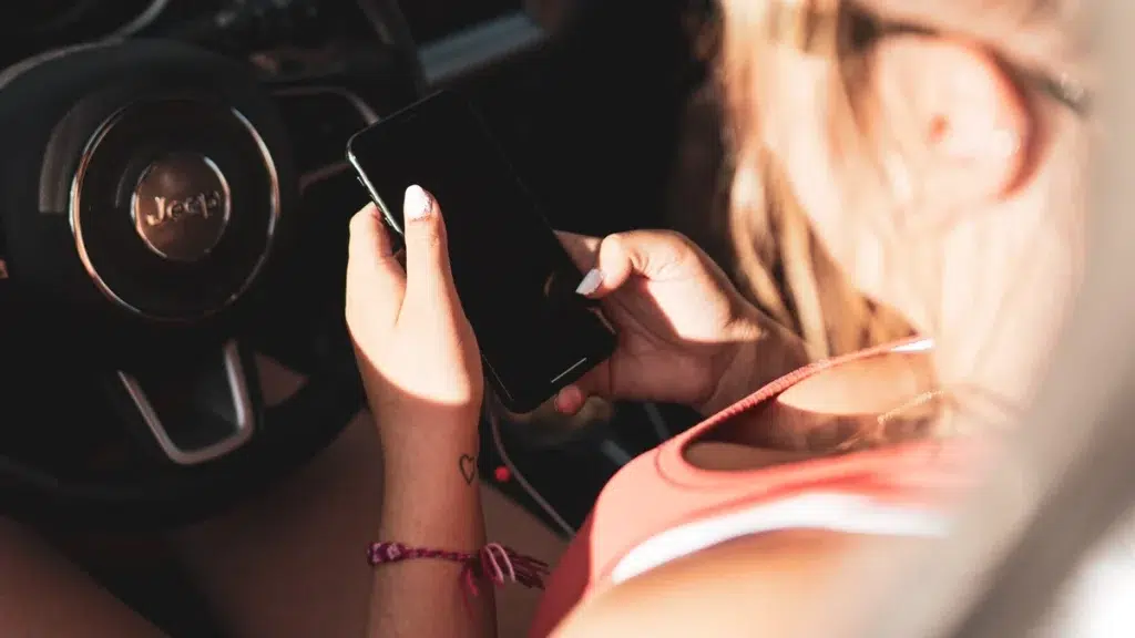 Cómo descargase una app en el móvil