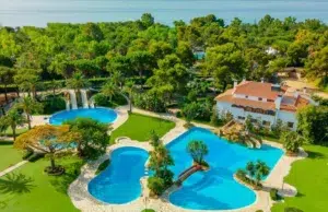 Los 4 mejores campings en la Costa Dorada Mejores campings de la costa Dorada