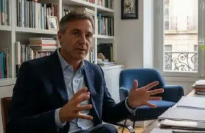Prensa catalana: «Los periódicos catalanes nacieron y se publicaron casi exclusivamente en español durante 250 años» Periódicos catalanes y la prensa en Cataluña