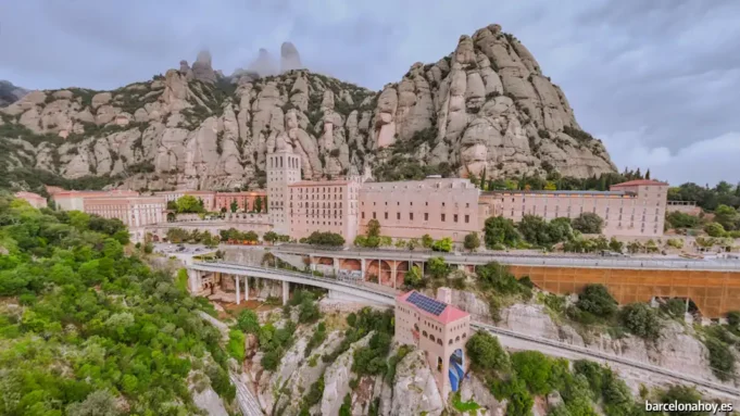 Cómo ir a Montserrat desde Barcelona Cómo ir a Montserrat desde Barcelona
