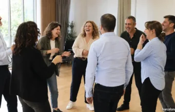 Talleres de risoterapia: una tendencia en auge para el team building de empresas Talleres de risoterapia en Barcelona