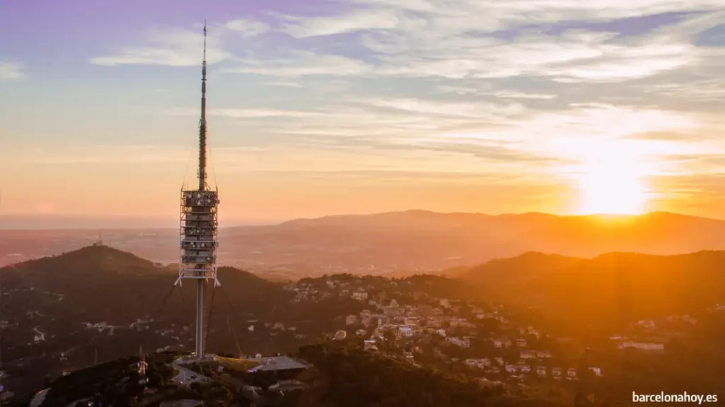 Torre de Collserola. El mejor lugar donde ver el atardecer en Barcelona.